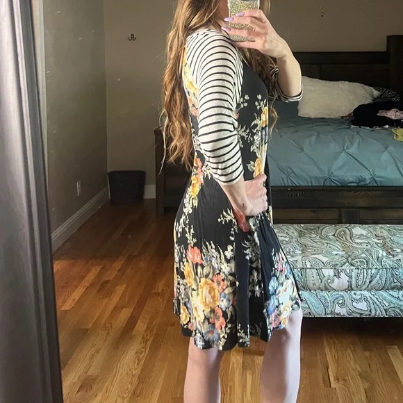 Kiki Larue size small floral/striped tshirt dress - Picture 2 of 3